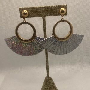 ⭐ 3/$15 ⭐ Iridescent Silver Pleather & Gold Hoop Dangle Fan Earrings ~ NEW